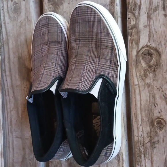 Vans low tops - Picture 9 of 13